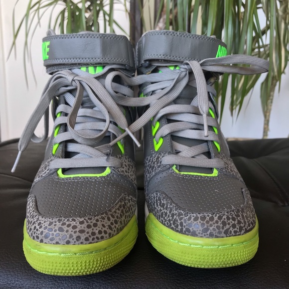 Nike Air Revolution Sky Hi Wedge Sneakers 6.5 - Picture 3 of 8